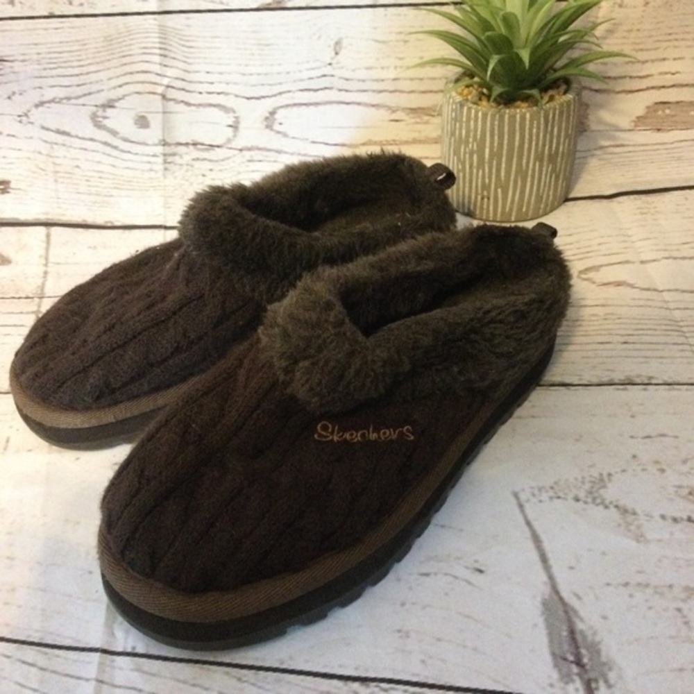 Skechers Brown Faux Fur Womens Slippers Soft Comfortable Casual Size 5